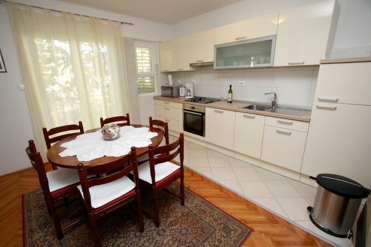Villa Grozdic Makarska Buitenkant foto