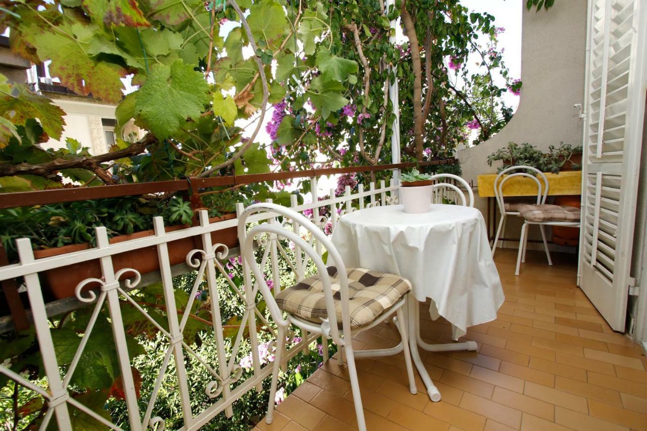 Villa Grozdic Makarska Buitenkant foto